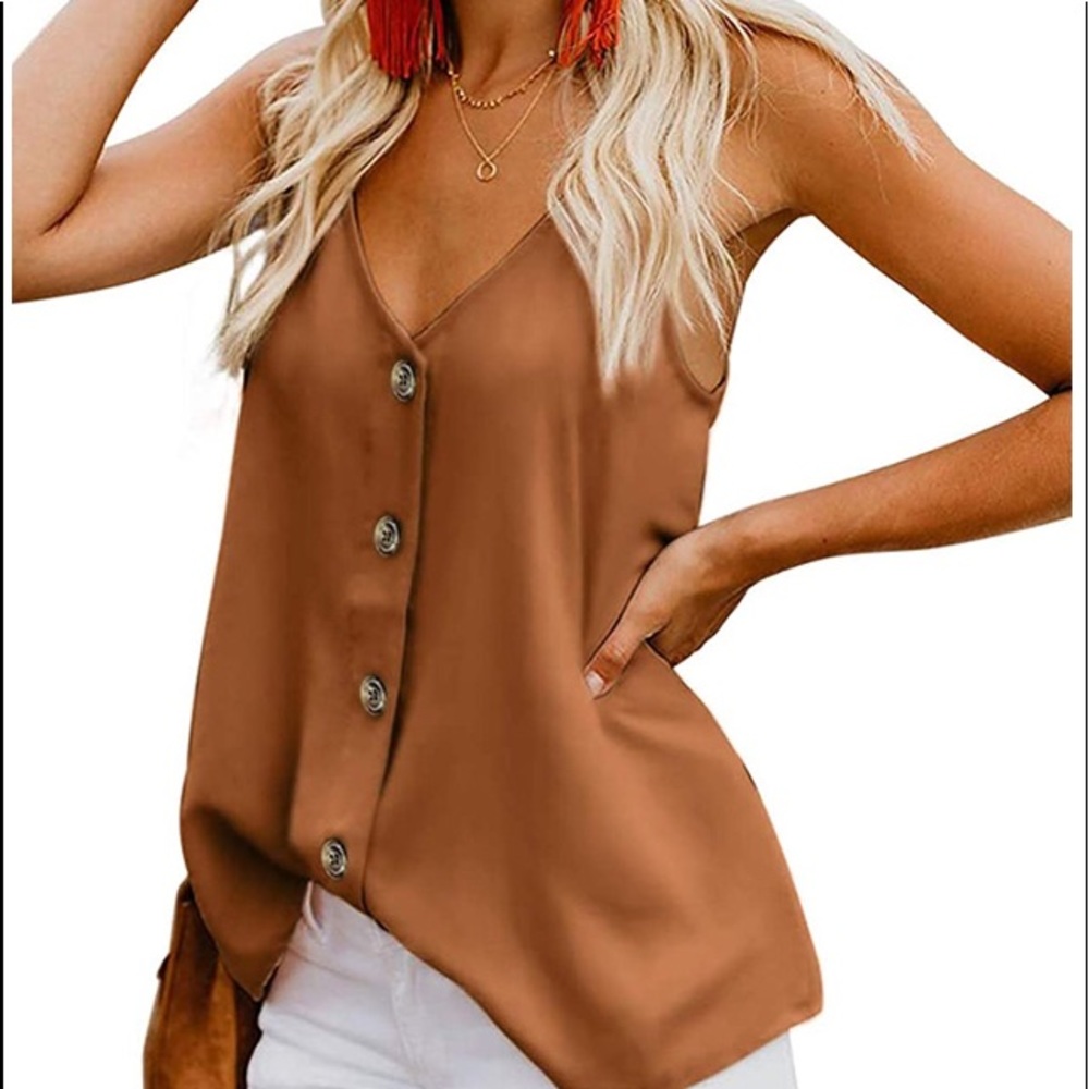 R. Vivimos  Sexy button down strappy tank (L) NWT